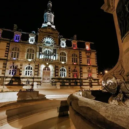 Bed & Breakfast Les Ateliers D'art Modiste Et Formier Roanne